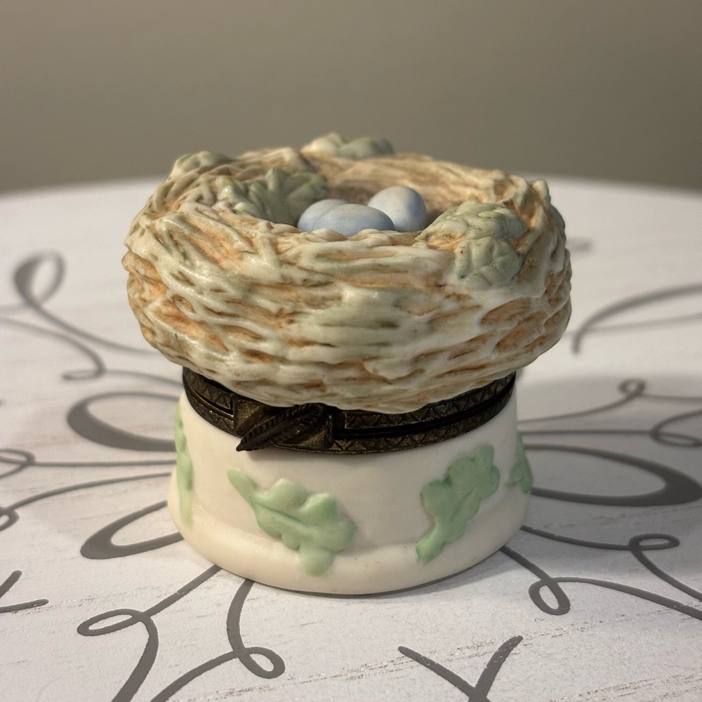 Marjolein Bastin Ceramic Bird Nest Trinket Box